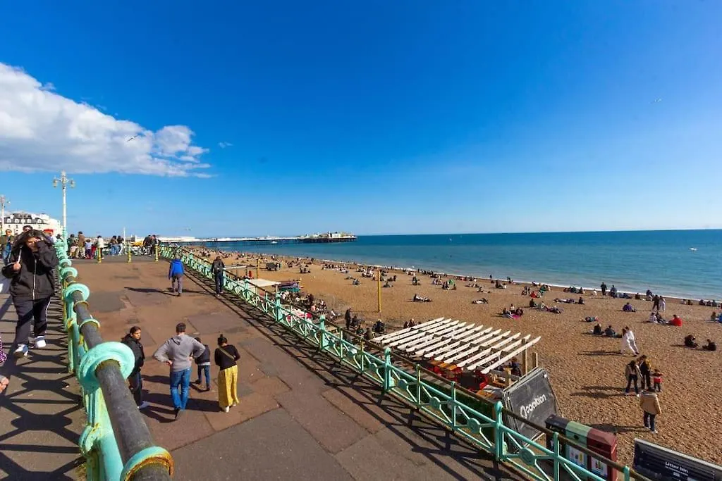 Perfectly Cosy Brunswick By The Sea Apartment Brighton
